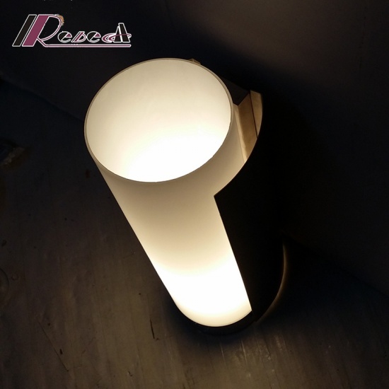High Quality Simple Style Wall Light for Living Room