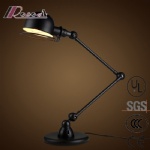 Simple Design Modern Iron Small Table Lamp for Living Room